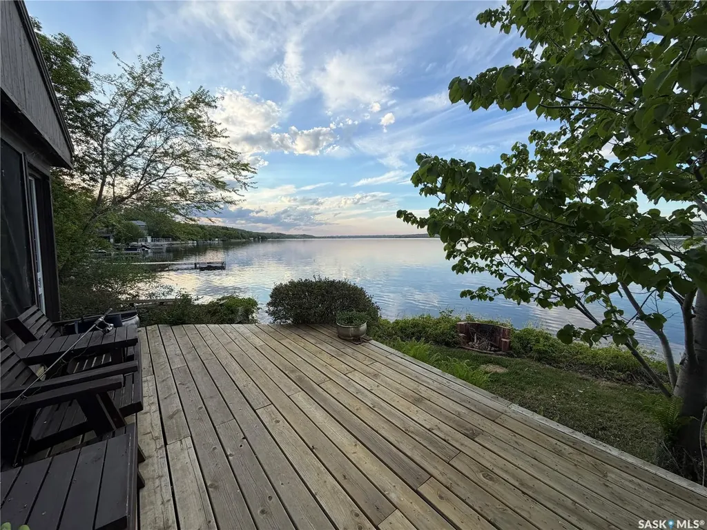 215-216 Osment Avenue Katepwa Beach SK S0G 2Y0