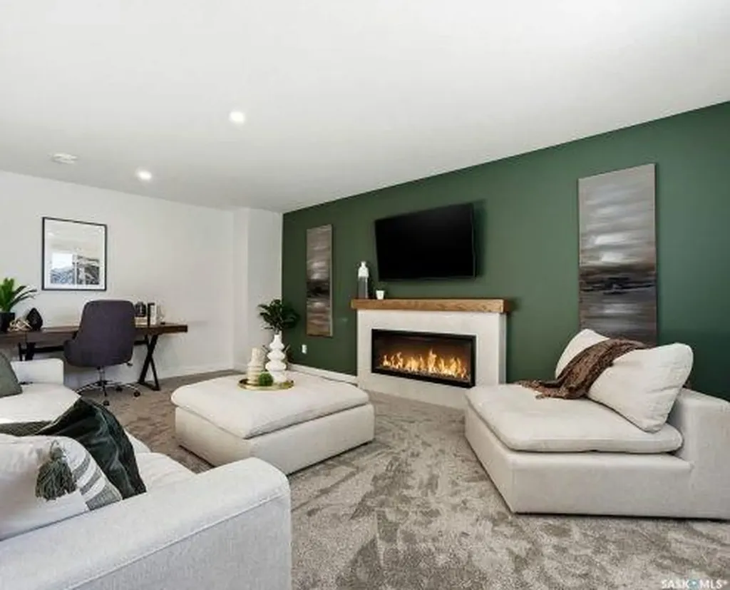 1056 West Park Boulevard Moose Jaw SK S6J 0E6