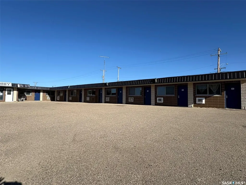 101 Center Street Assiniboia SK S0H 0B0