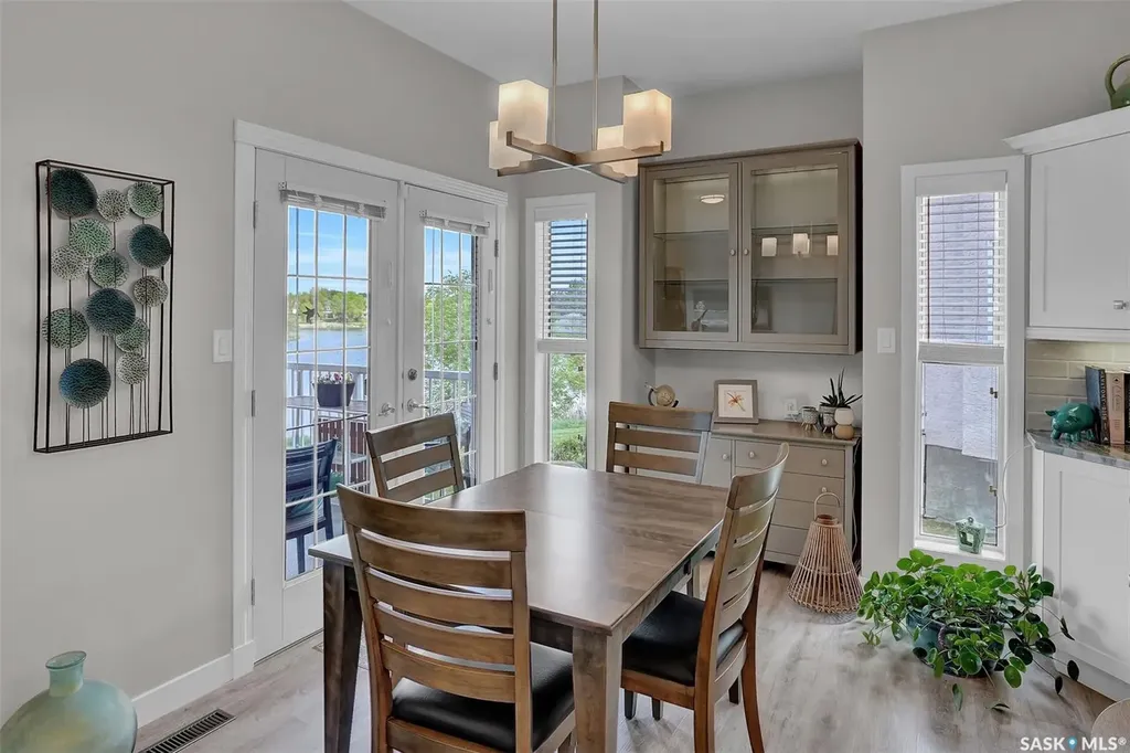 3320 Buckingham Drive E Regina SK S4V 2S8