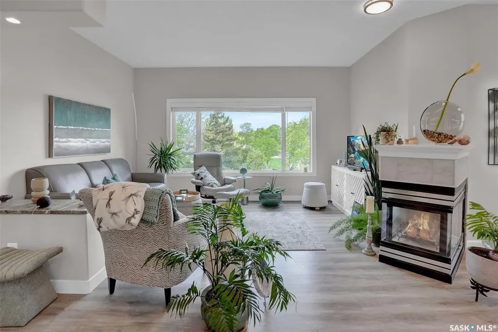 3320 Buckingham Drive E Regina SK S4V 2S8