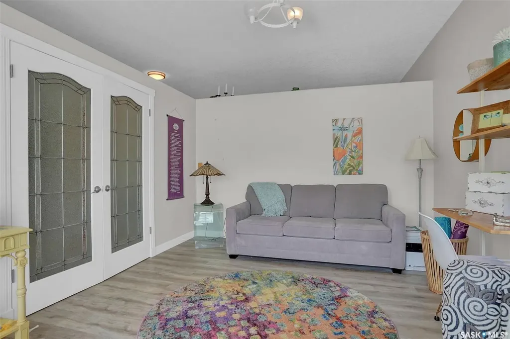 3320 Buckingham Drive E Regina SK S4V 2S8
