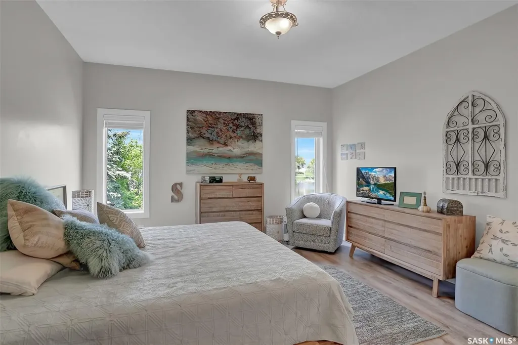 3320 Buckingham Drive E Regina SK S4V 2S8