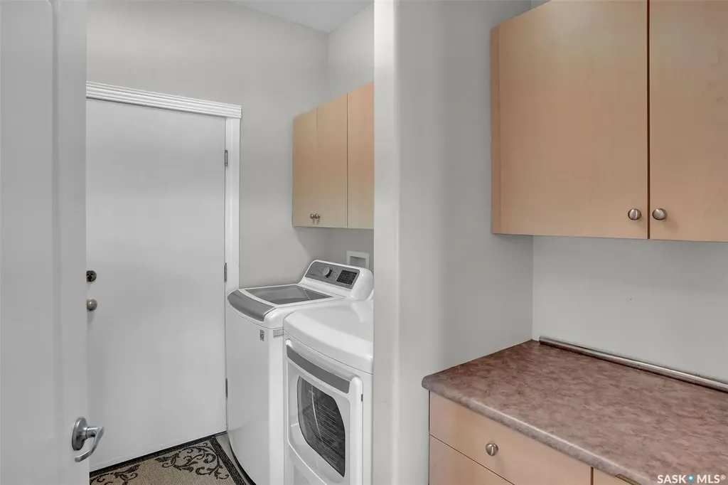 3320 Buckingham Drive E Regina SK S4V 2S8