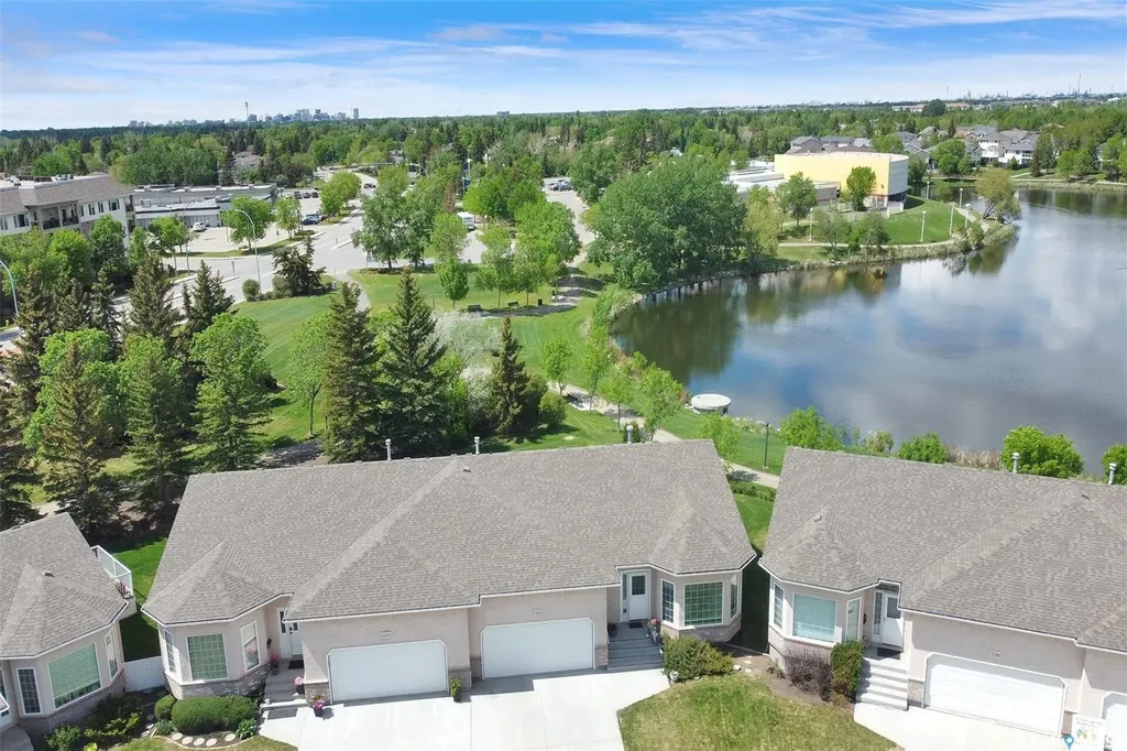 3320 Buckingham Drive E Regina SK S4V 2S8