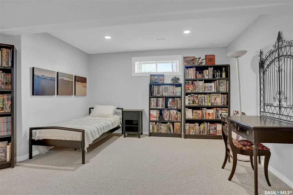 3320 Buckingham Drive E Regina SK S4V 2S8