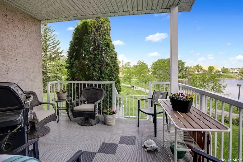3320 Buckingham Drive E Regina SK S4V 2S8