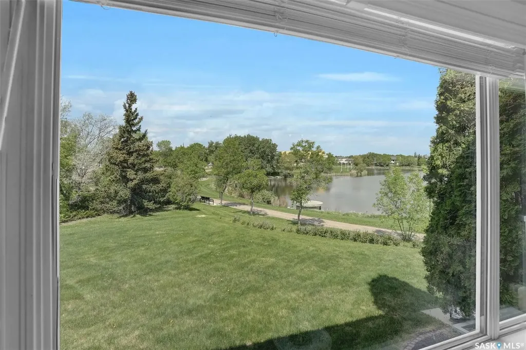 3320 Buckingham Drive E Regina SK S4V 2S8