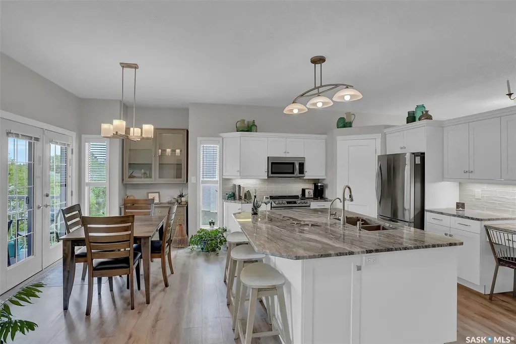 3320 Buckingham Drive E Regina SK S4V 2S8