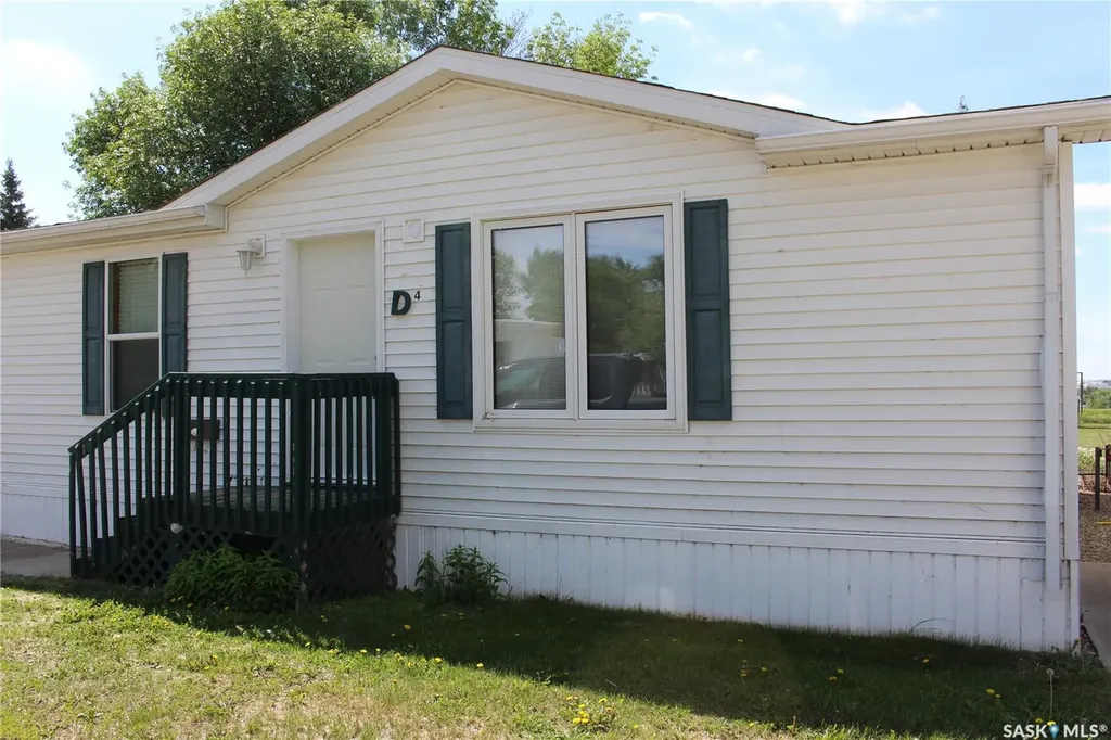 1295 9th Avenue NE Moose Jaw SK S6J 1C5