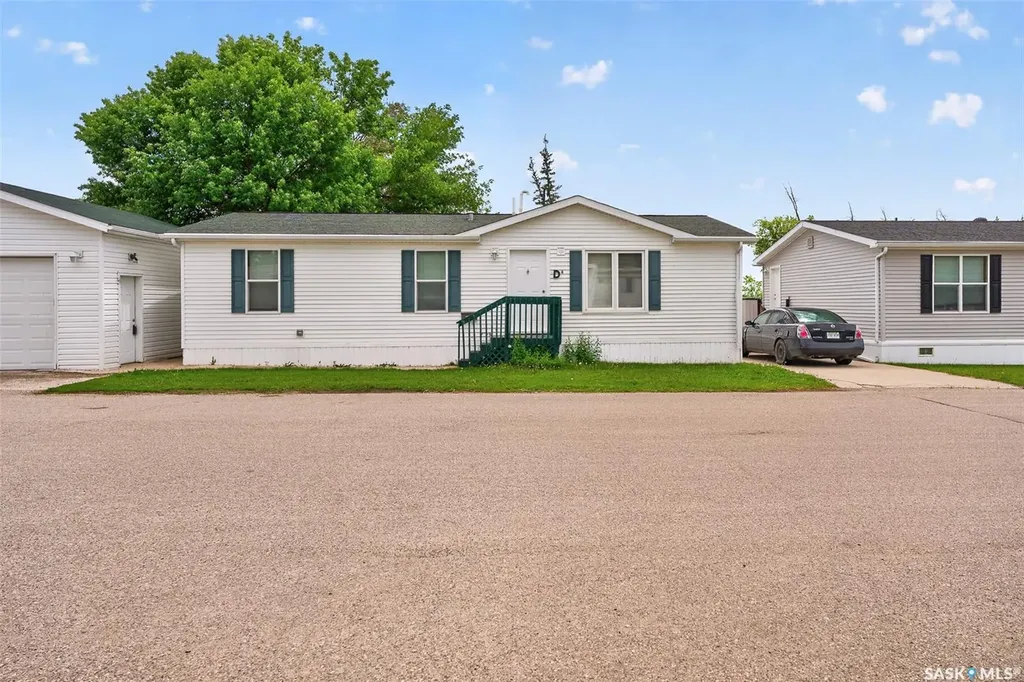 1295 9th Avenue NE Moose Jaw SK S6J 1C5