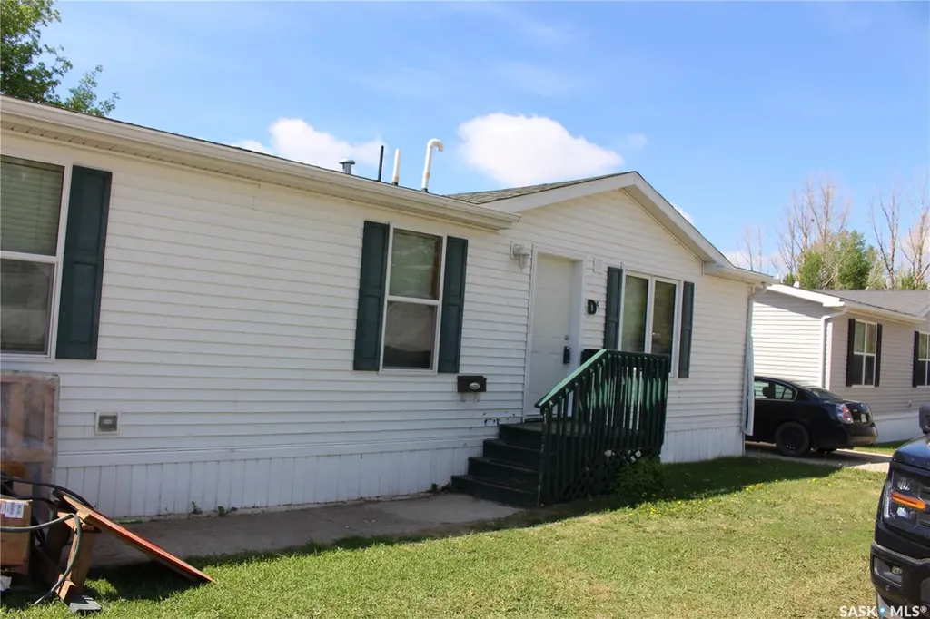 1295 9th Avenue NE Moose Jaw SK S6J 1C5