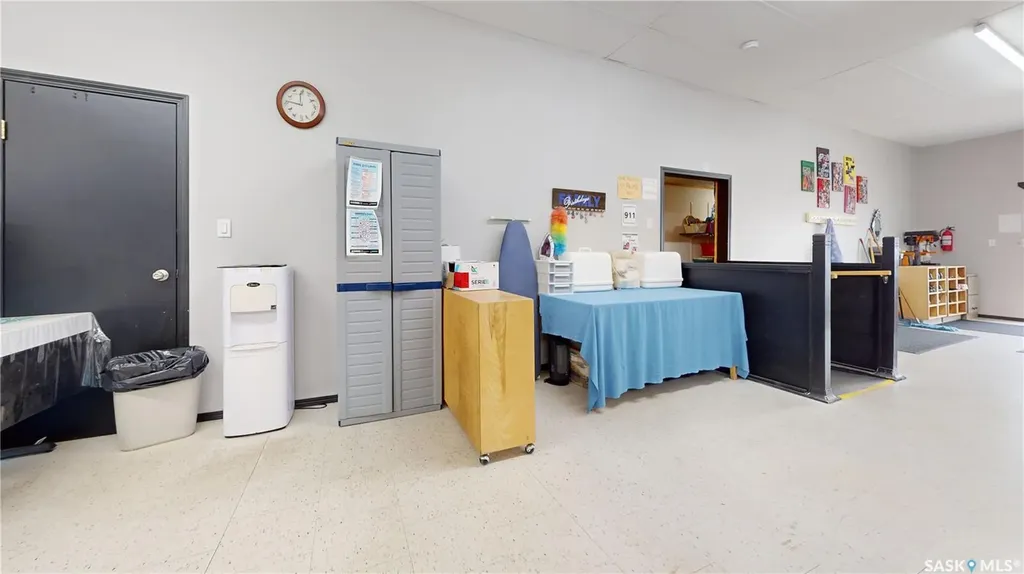 33-35 Pacific Avenue Maple Creek SK S0N 1N0