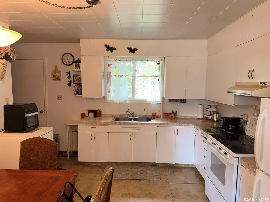 115 South Avenue W Hafford SK S0J 1A0