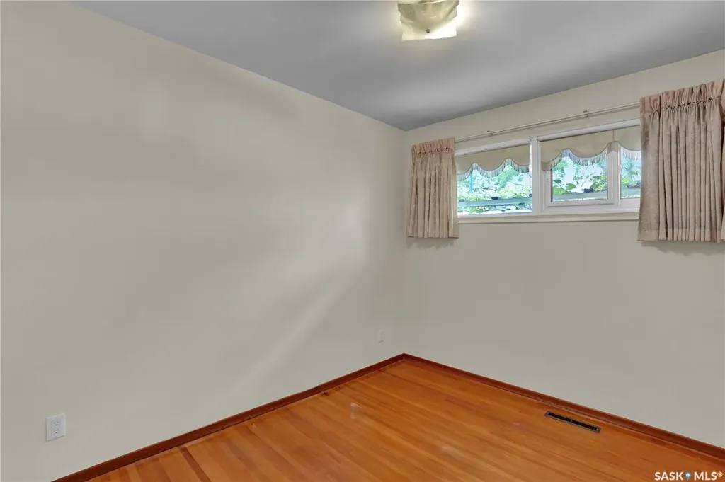 4049 Garnet Street Regina SK S4S 3G8