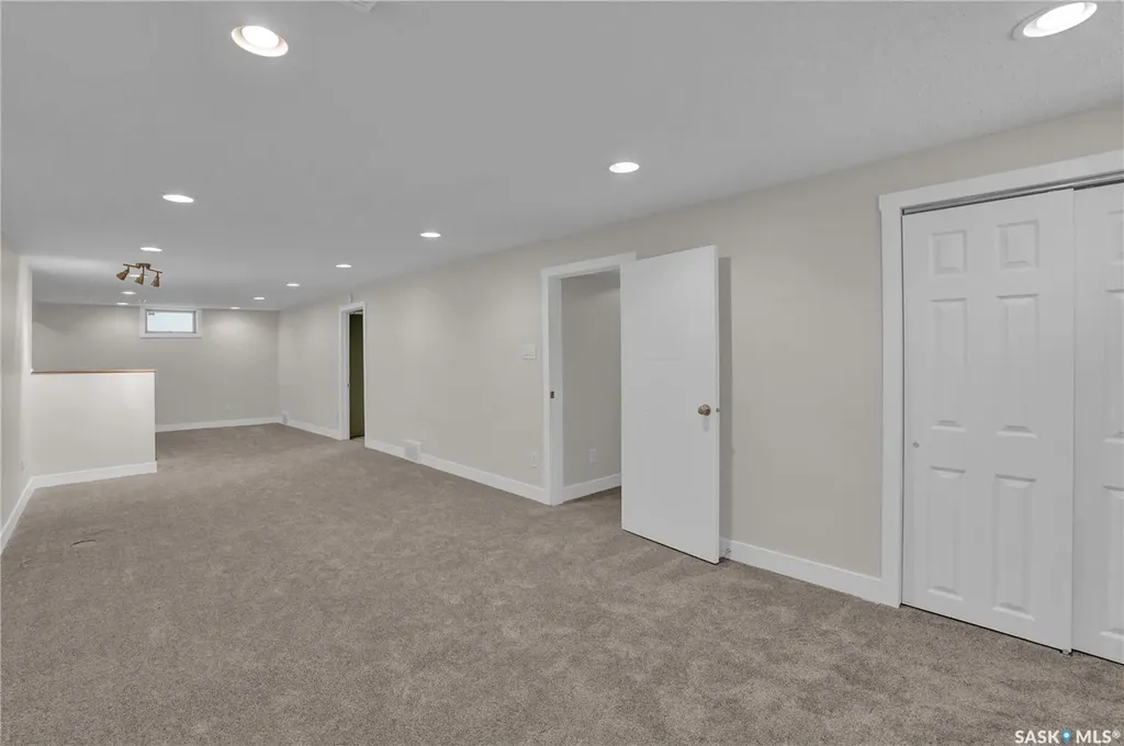 4049 Garnet Street Regina SK S4S 3G8