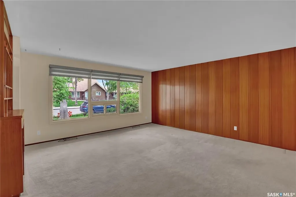 4049 Garnet Street Regina SK S4S 3G8