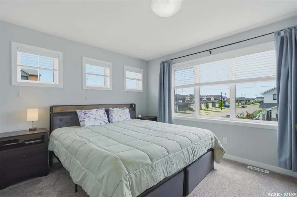 187 Newton Way Saskatoon SK S7V 0N6