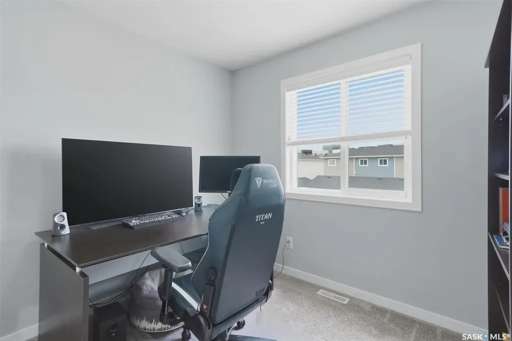 187 Newton Way Saskatoon SK S7V 0N6