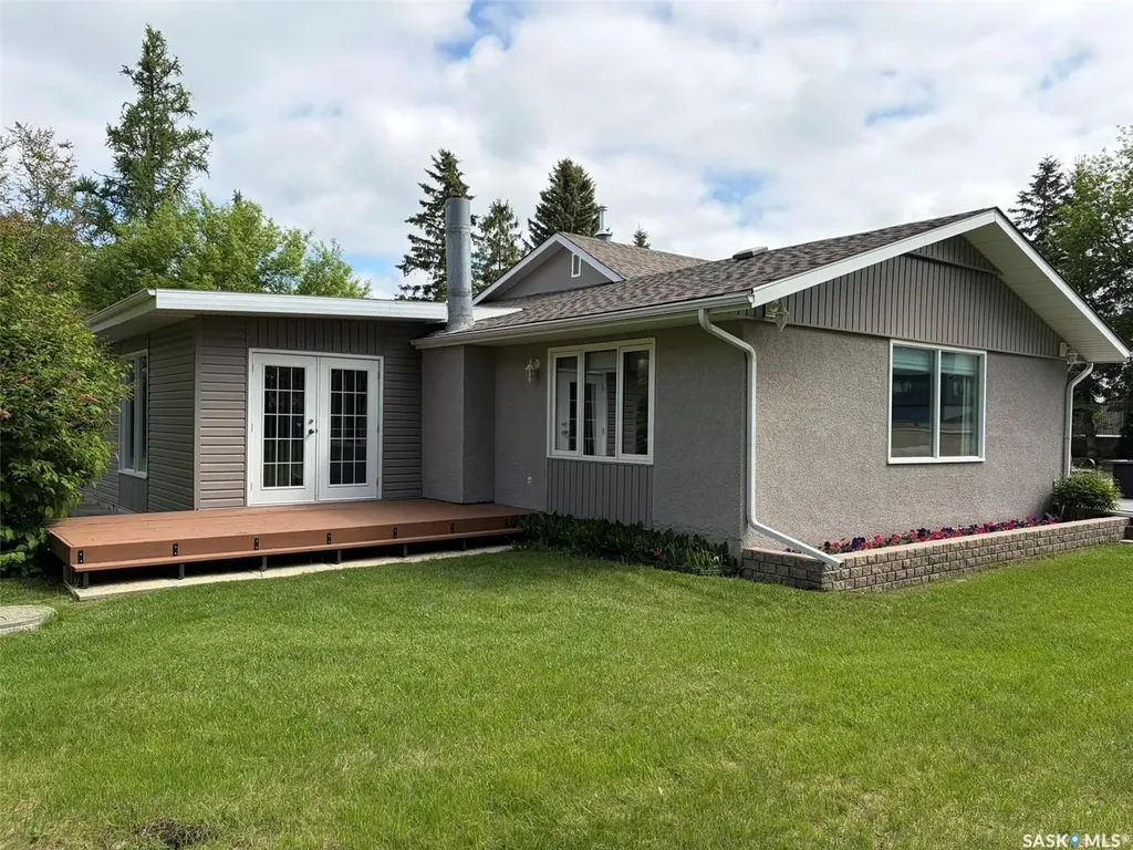 310 34th Street W Prince Albert SK S6V 8B8