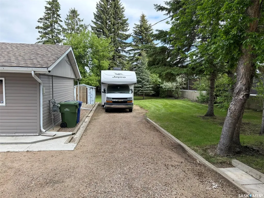 310 34th Street W Prince Albert SK S6V 8B8