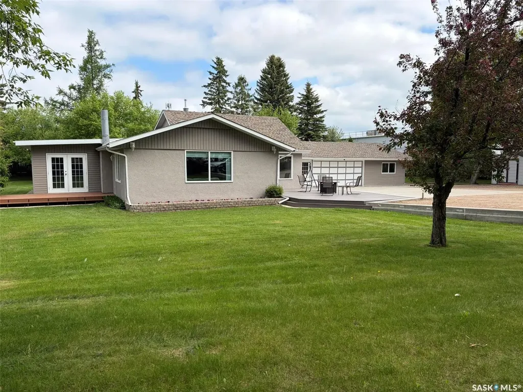 310 34th Street W Prince Albert SK S6V 8B8