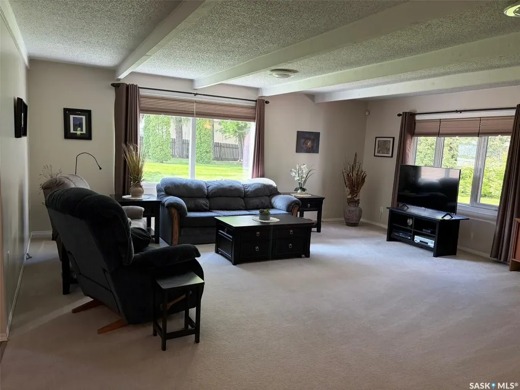 310 34th Street W Prince Albert SK S6V 8B8