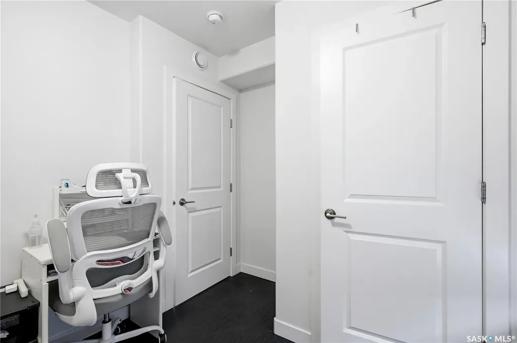 401 L Avenue S Saskatoon SK S7M 5Y6
