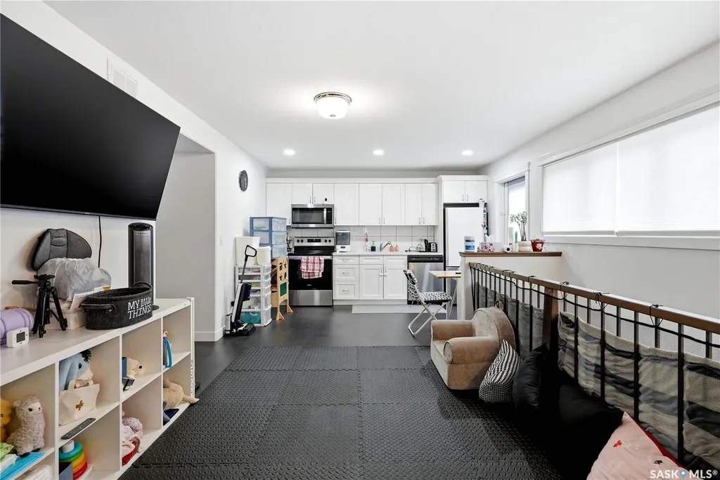 401 L Avenue S Saskatoon SK S7M 5Y6