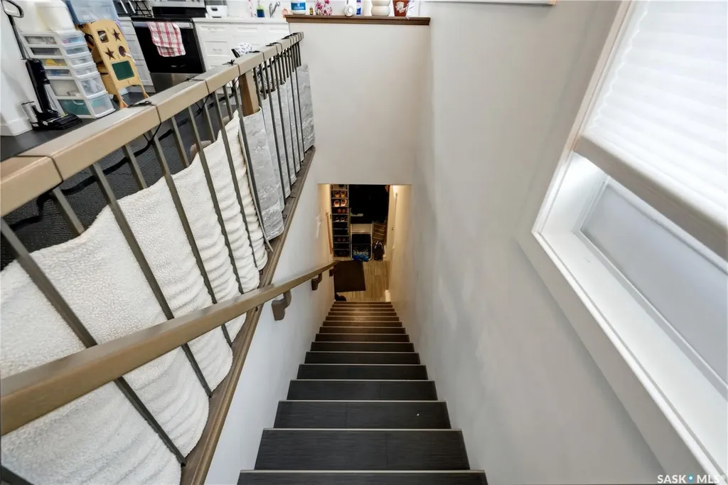 401 L Avenue S Saskatoon SK S7M 5Y6