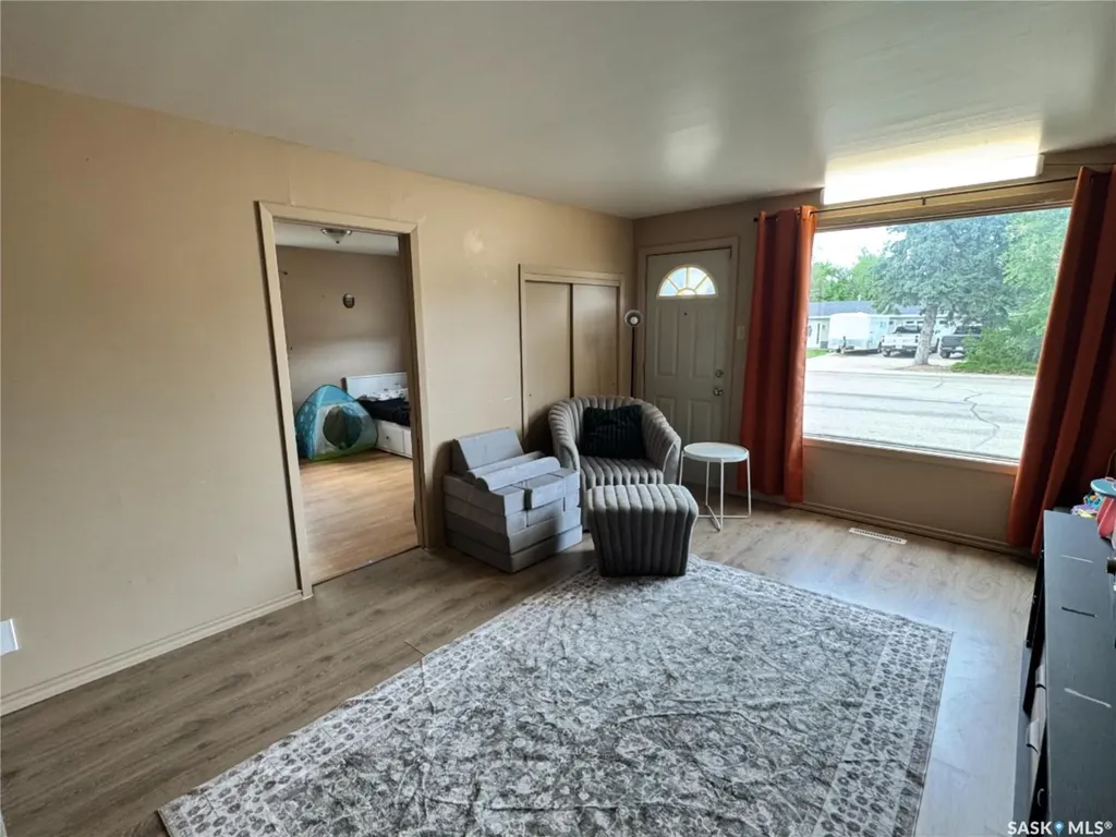 308 7th Avenue W Biggar SK S0K 0M0