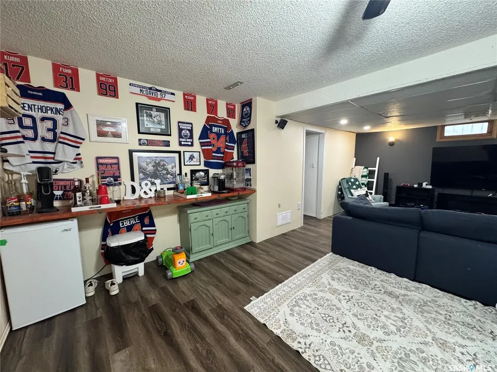 308 7th Avenue W Biggar SK S0K 0M0