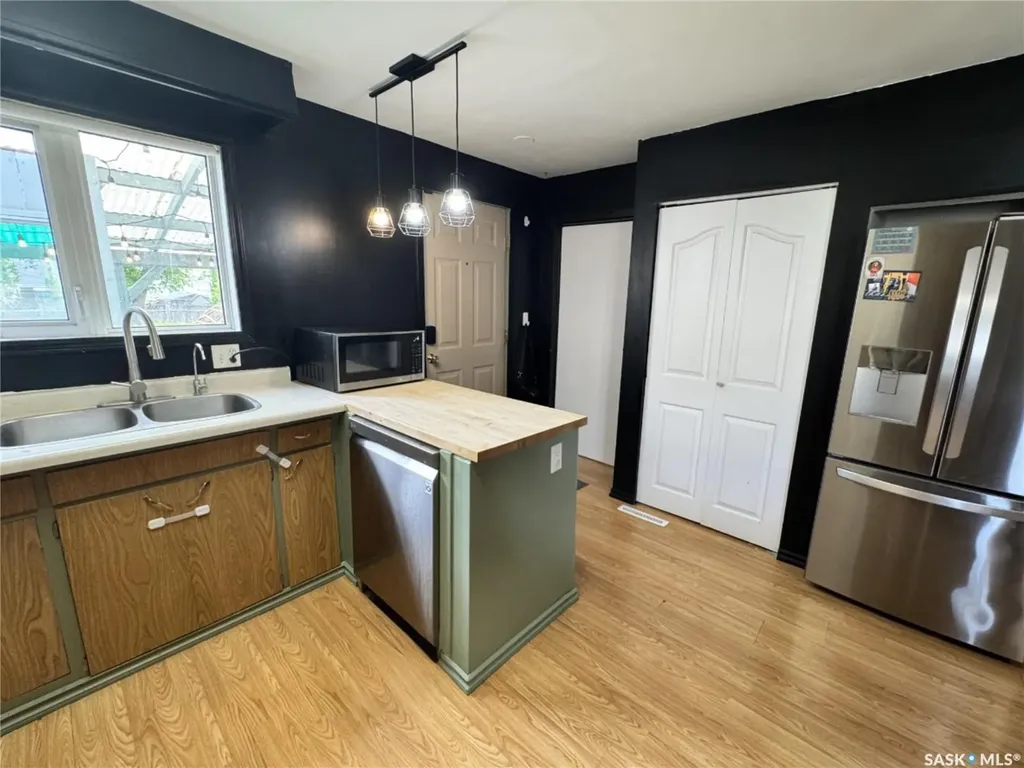 308 7th Avenue W Biggar SK S0K 0M0