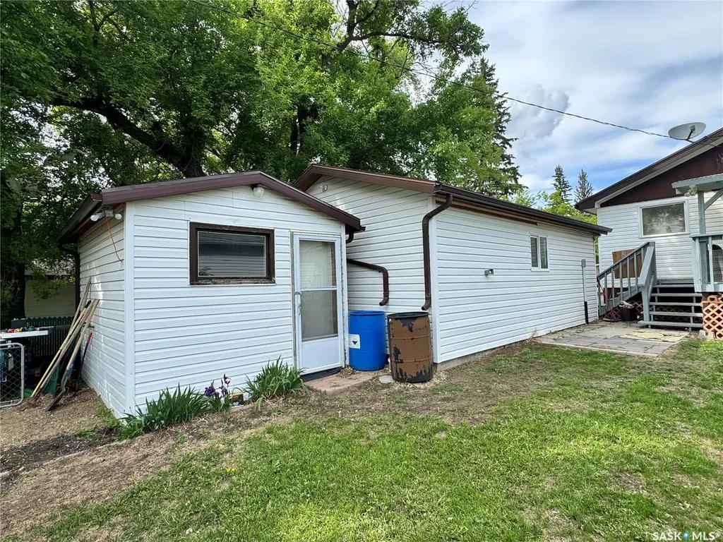 308 7th Avenue W Biggar SK S0K 0M0