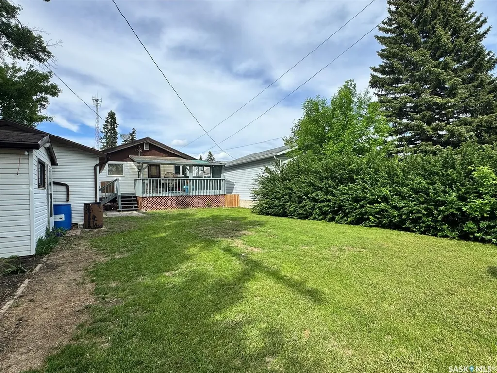308 7th Avenue W Biggar SK S0K 0M0