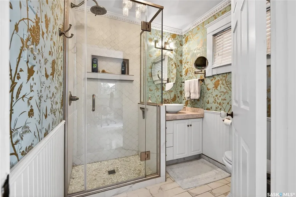 2718 Regina Avenue Regina SK S4S 0G5