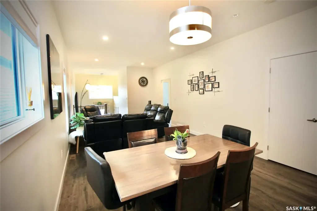 215 Thakur Street Saskatoon SK S7W 1C4