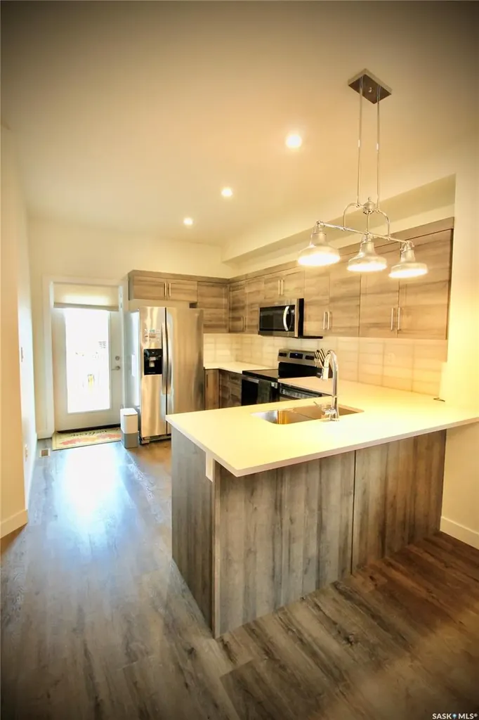 215 Thakur Street Saskatoon SK S7W 1C4