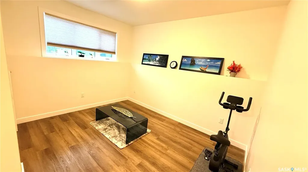 215 Thakur Street Saskatoon SK S7W 1C4