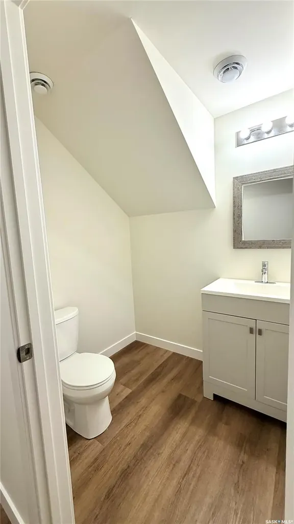 215 Thakur Street Saskatoon SK S7W 1C4