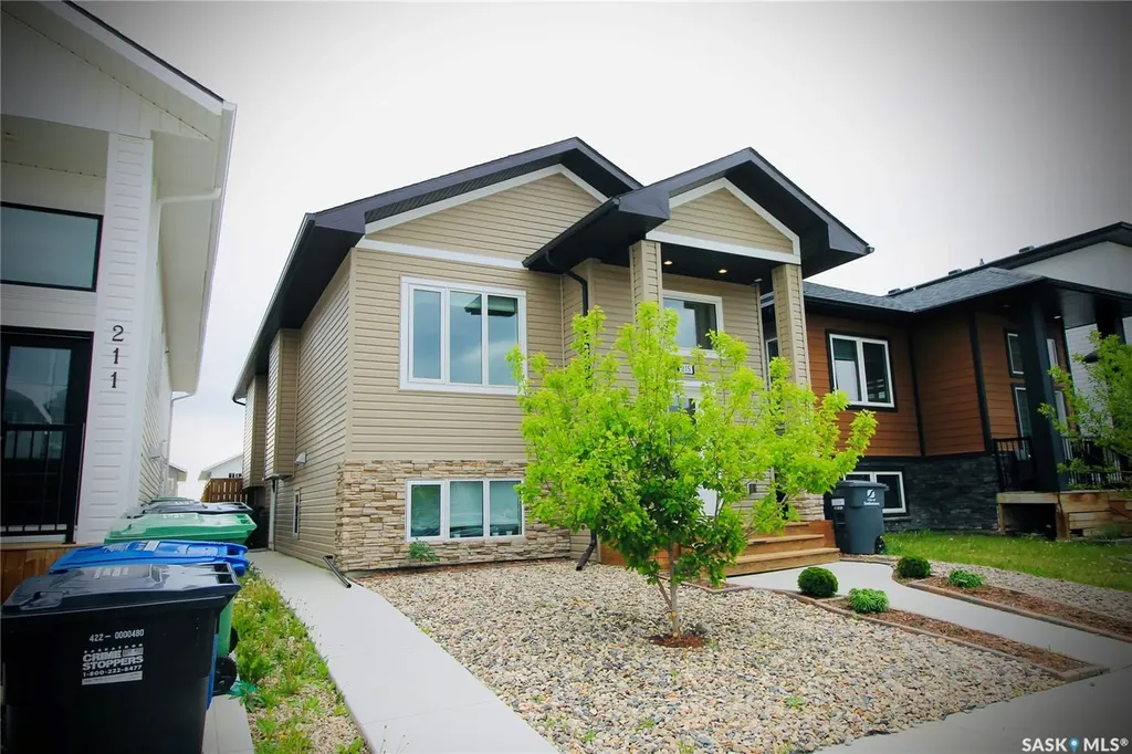 215 Thakur Street Saskatoon SK S7W 1C4