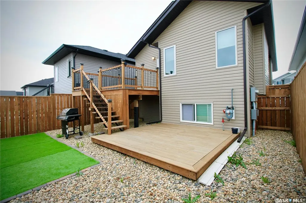 215 Thakur Street Saskatoon SK S7W 1C4