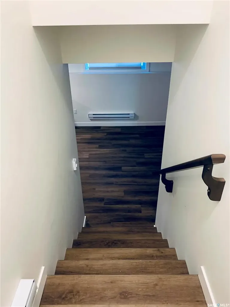 215 Thakur Street Saskatoon SK S7W 1C4