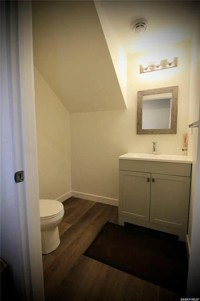 215 Thakur Street Saskatoon SK S7W 1C4