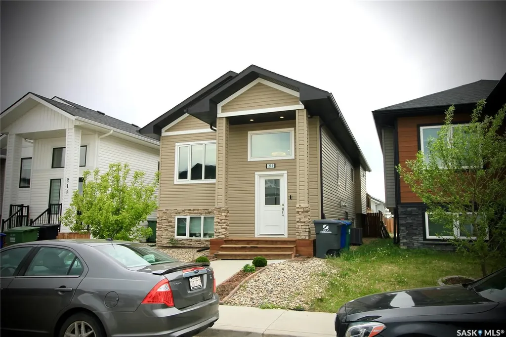 215 Thakur Street Saskatoon SK S7W 1C4