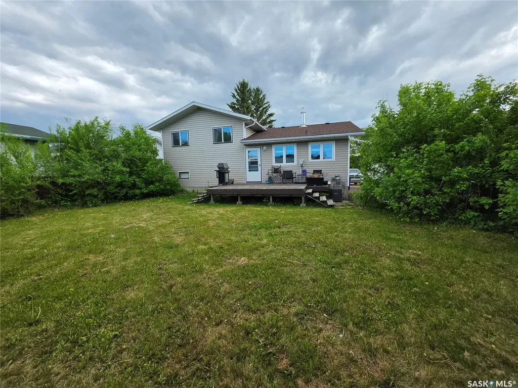 9 Stack Crescent Meadow Lake SK S9X 1B6