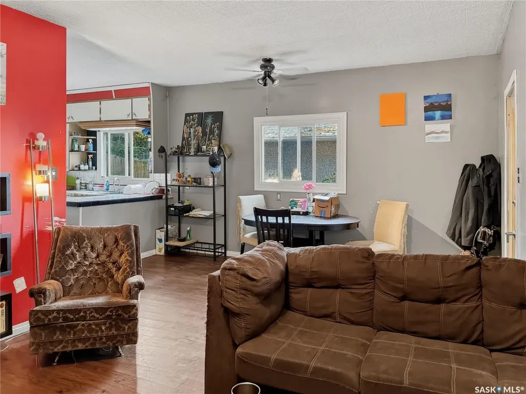 1041 3rd Street E Prince Albert SK S6V 0J4