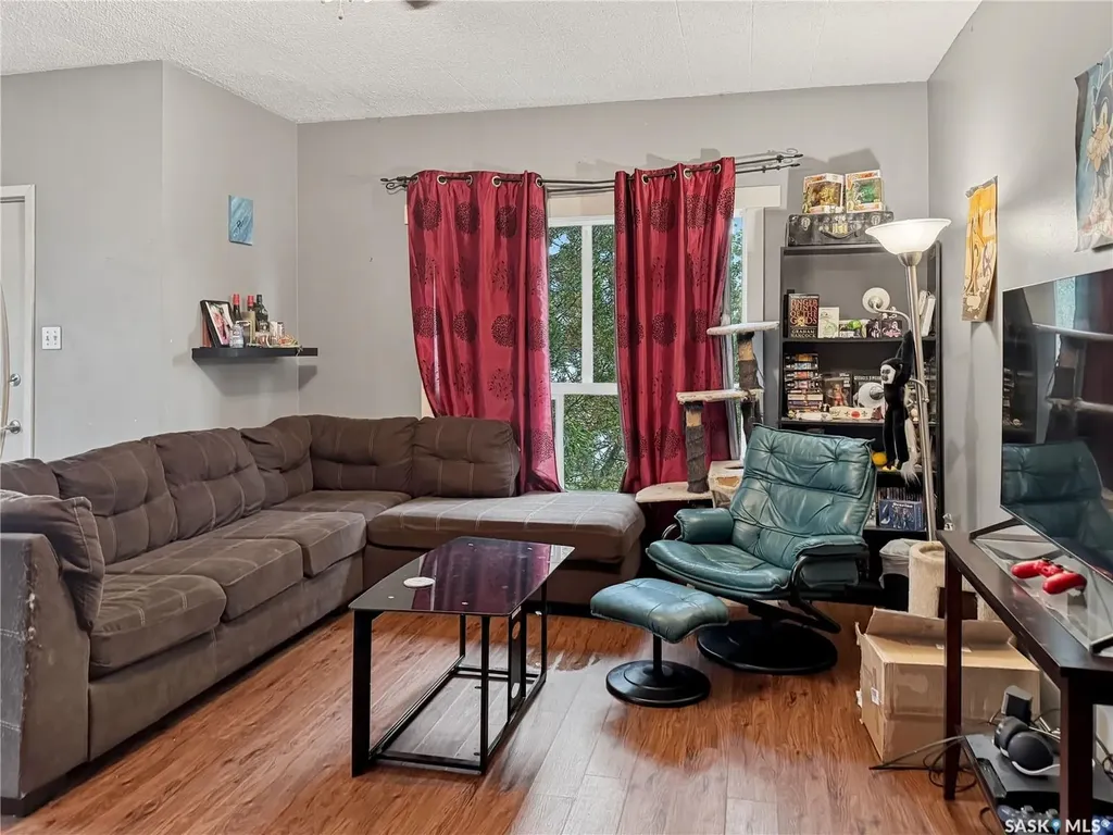 1041 3rd Street E Prince Albert SK S6V 0J4