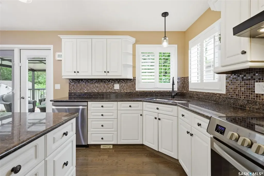 106 Mendel Crescent Saskatoon SK S7J 5J7