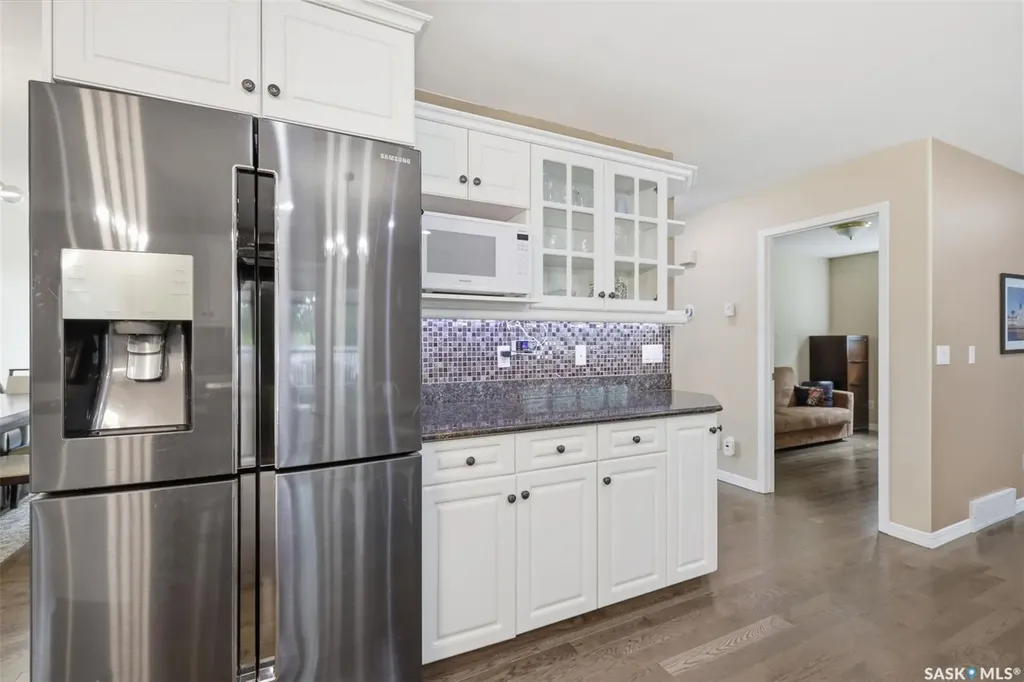 106 Mendel Crescent Saskatoon SK S7J 5J7